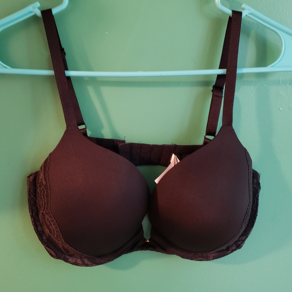 Plunge push up bra